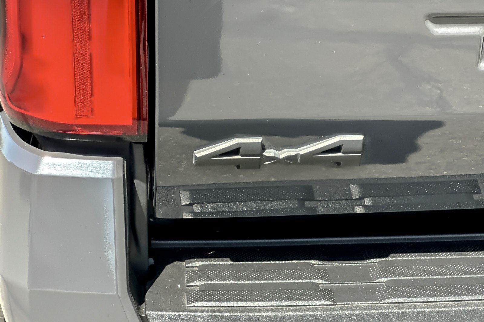 Certified 2024 Toyota Tacoma TRD Sport AWD/4WD image 25
