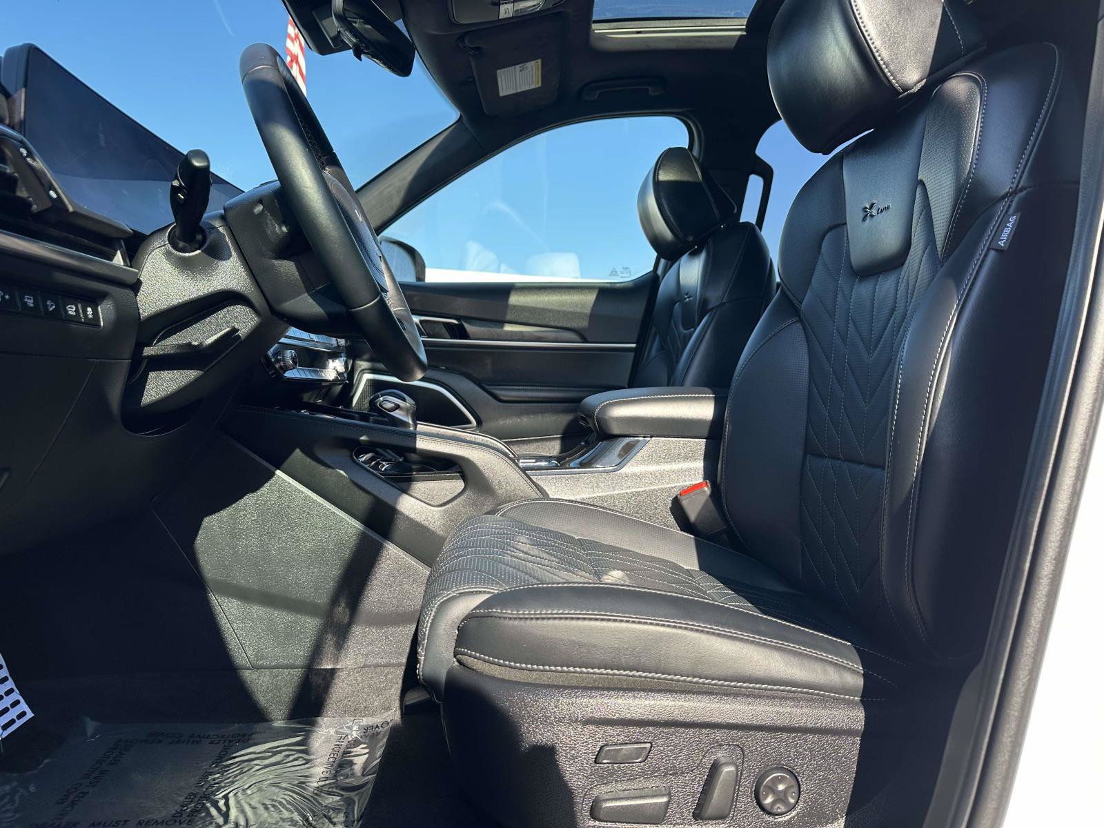 Used 2025 Kia Telluride SX Prestige X-Line AWD/4WD image 22