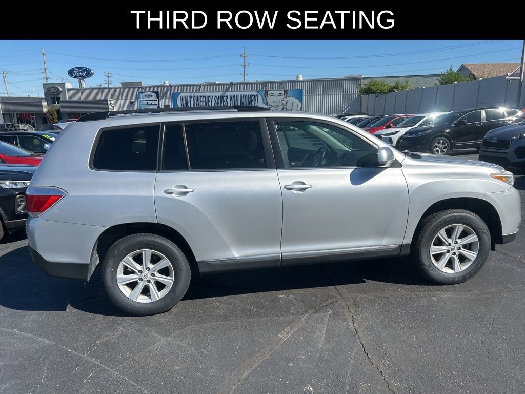 Used 2011 Toyota Highlander SE FWD image 13