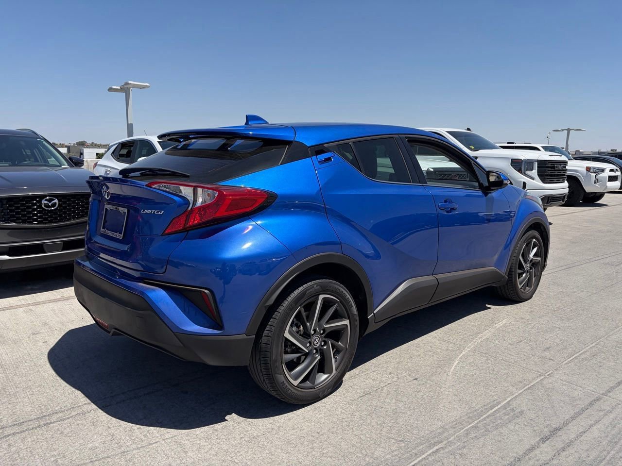 Used 2020 Toyota C-HR Limited FWD image 2