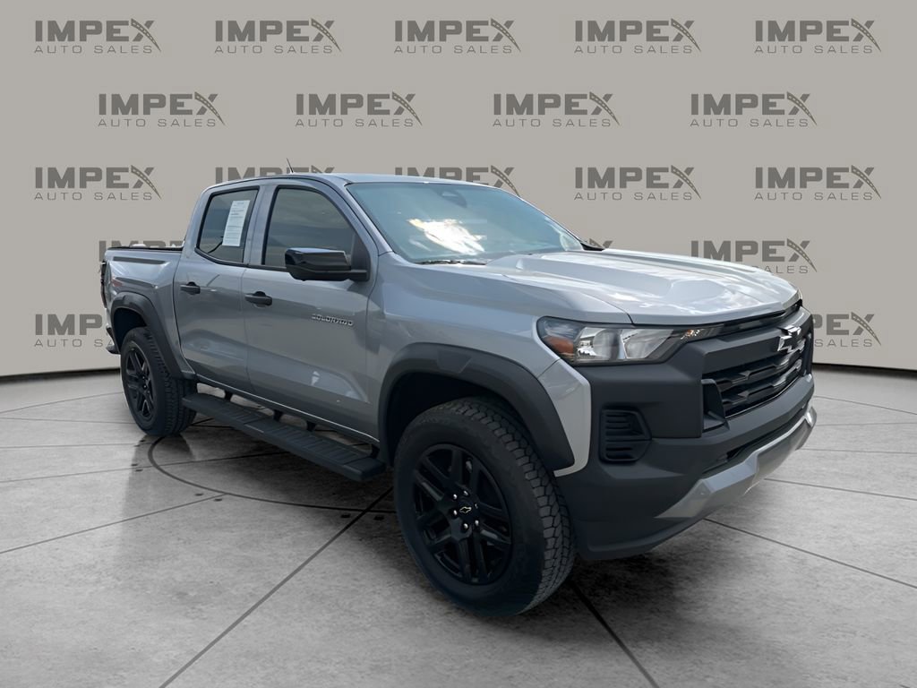 Used 2024 Chevrolet Colorado Trail Boss w/ Technology Package image 7