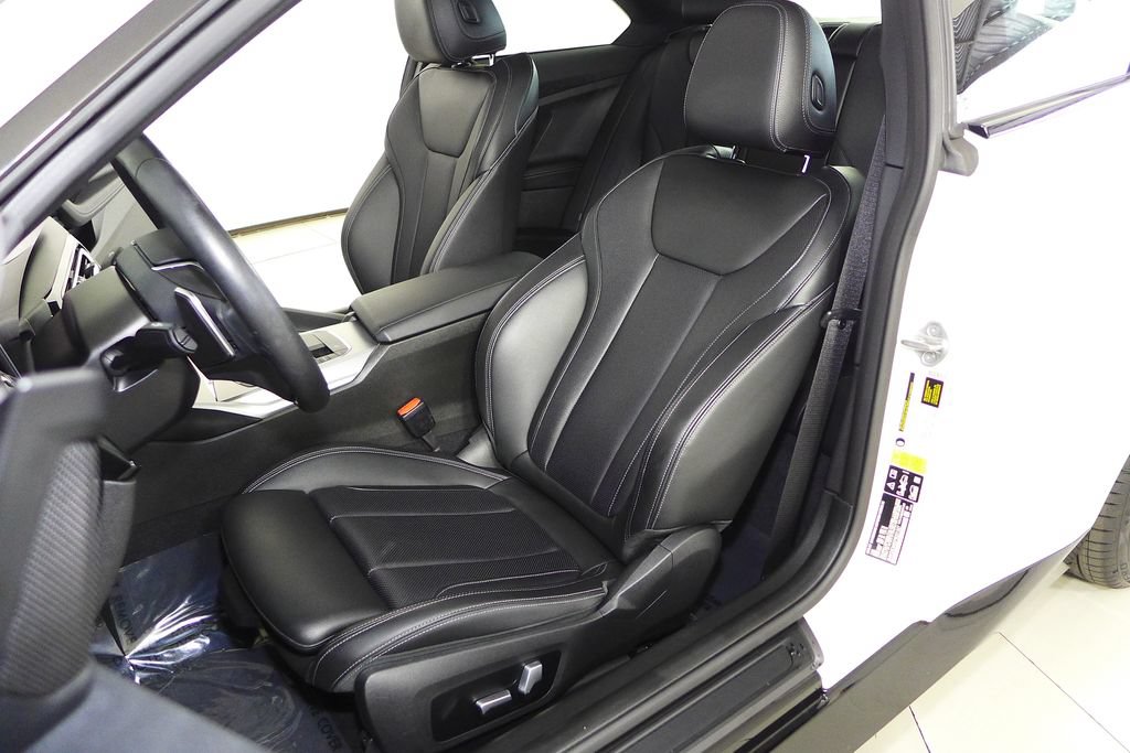 Certified 2023 BMW 230i xDrive Coupe w/ Convenience Package AWD/4WD image 23