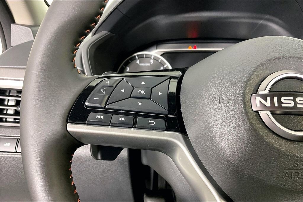 New 2026 Nissan Altima 2.5 SR AWD/4WD image 23