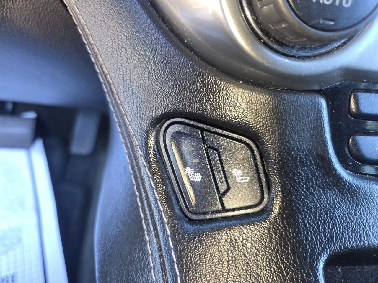 Used 2015 Chevrolet Tahoe LT RWD image 12