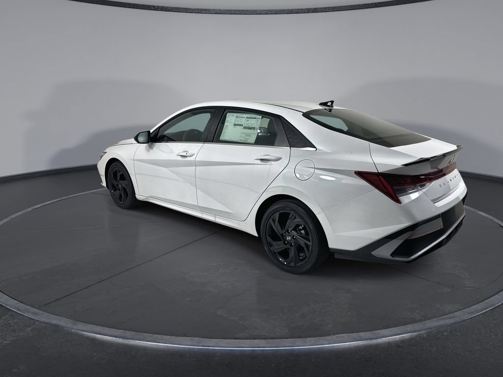 New 2026 Hyundai Elantra SEL Sport Premium FWD image 6