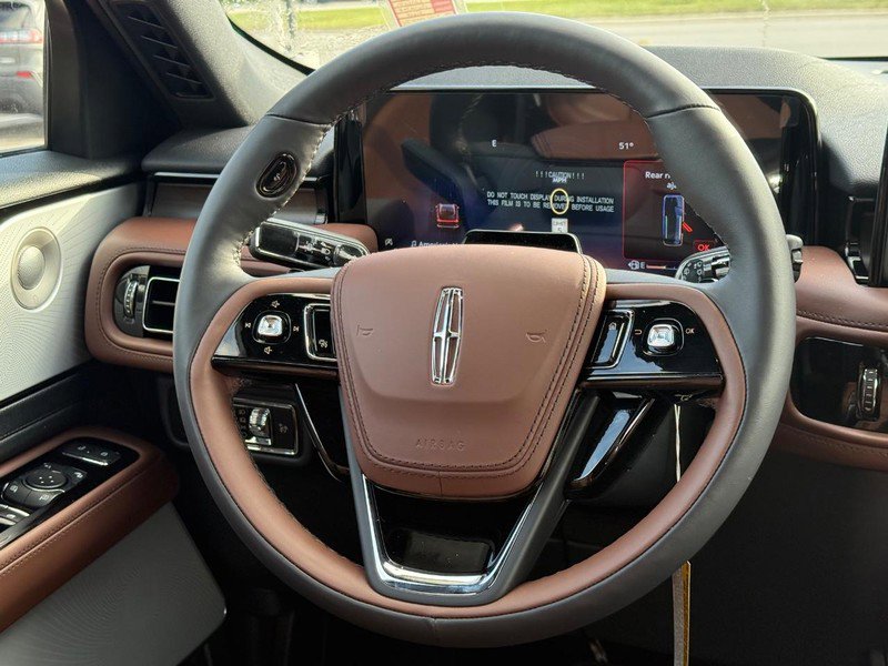 New 2026 Lincoln Aviator Reserve image 9