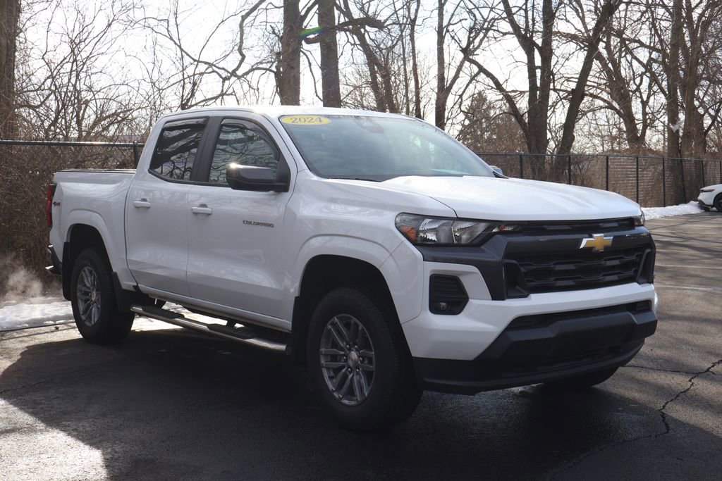Certified 2024 Chevrolet Colorado LT w/ LT Convenience Package image 13