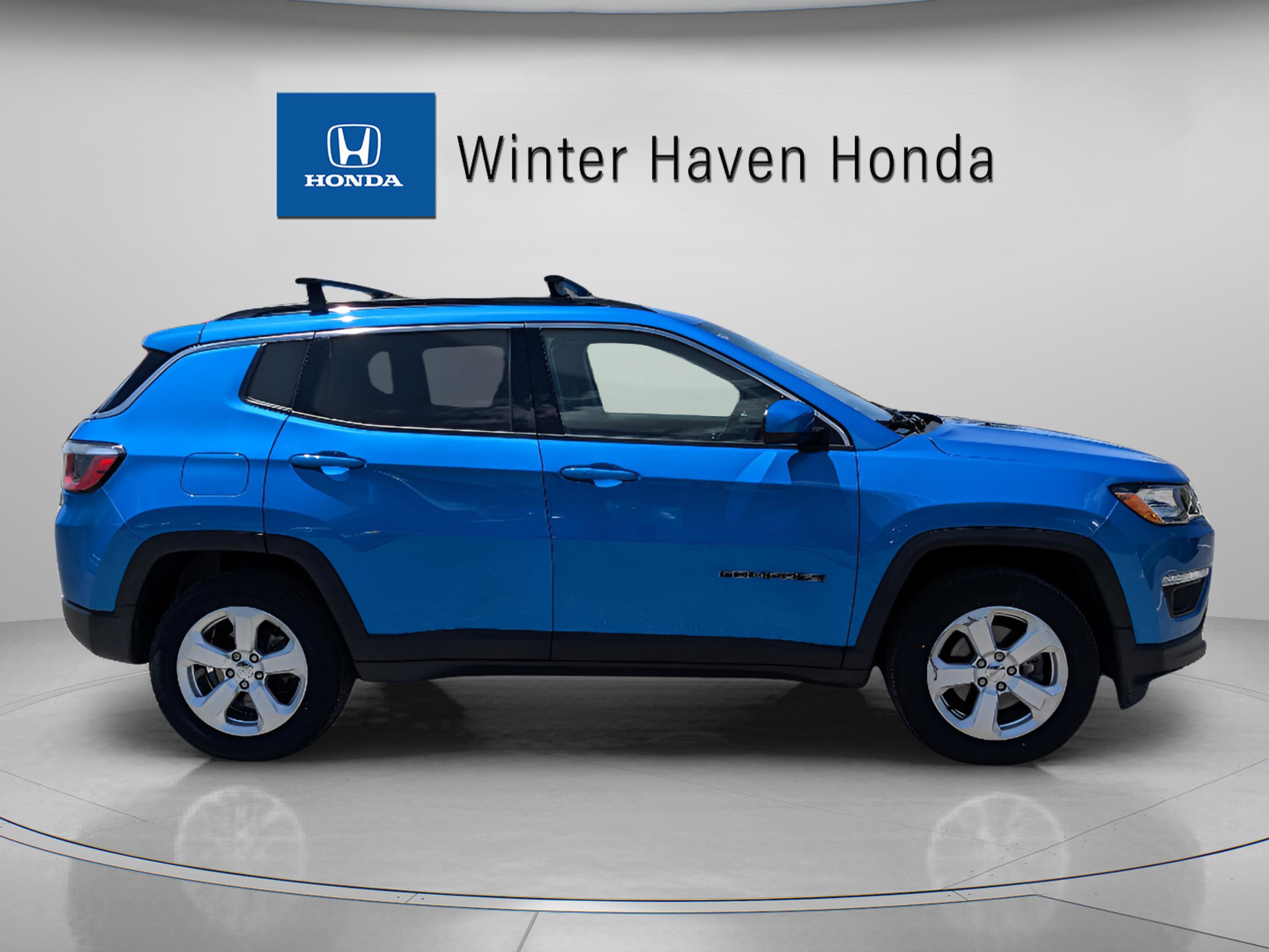 Used 2018 Jeep Compass Latitude w/ Popular Equipment Group image 9
