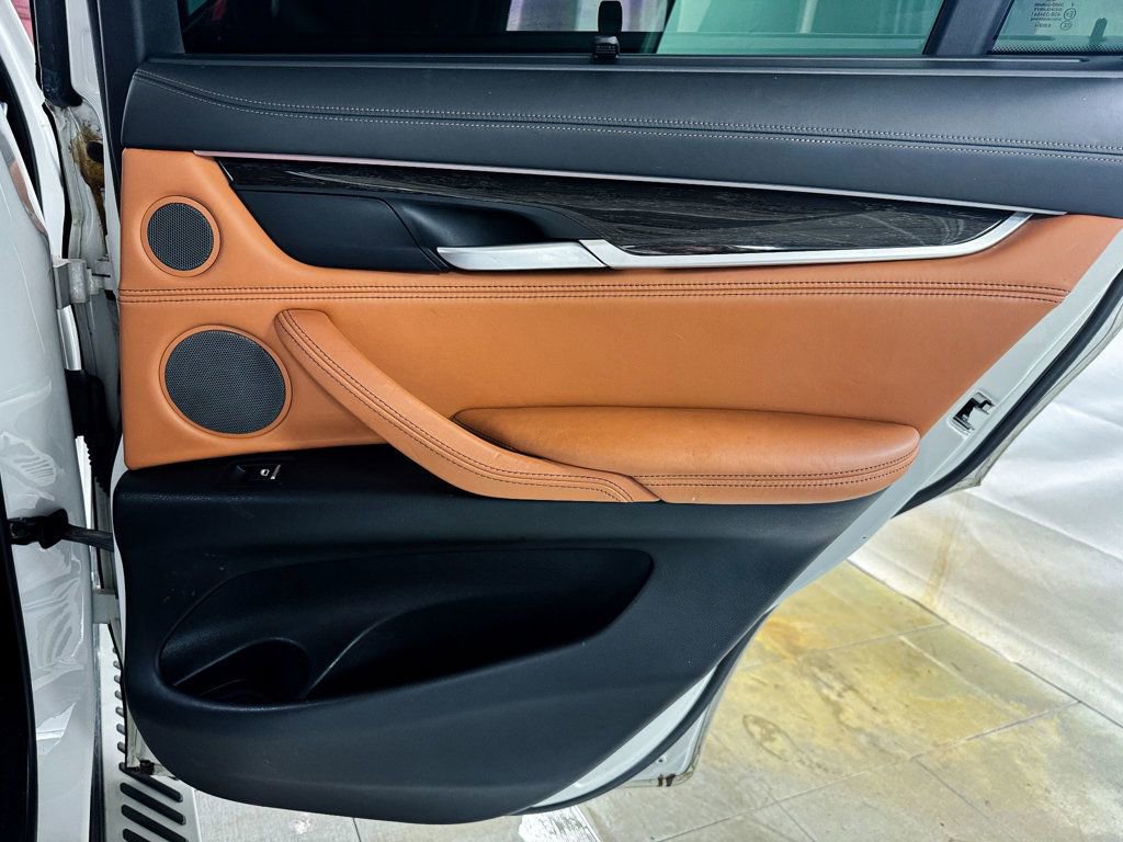 Used 2015 BMW X6 xDrive35i image 17