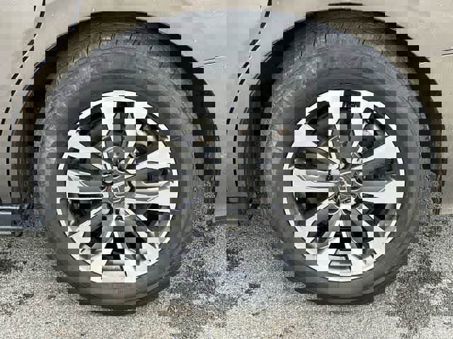 Used 2023 Honda Odyssey EX-L image 5