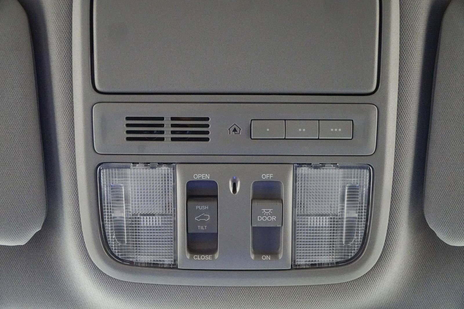 Used 2021 Honda CR-V Touring image 23