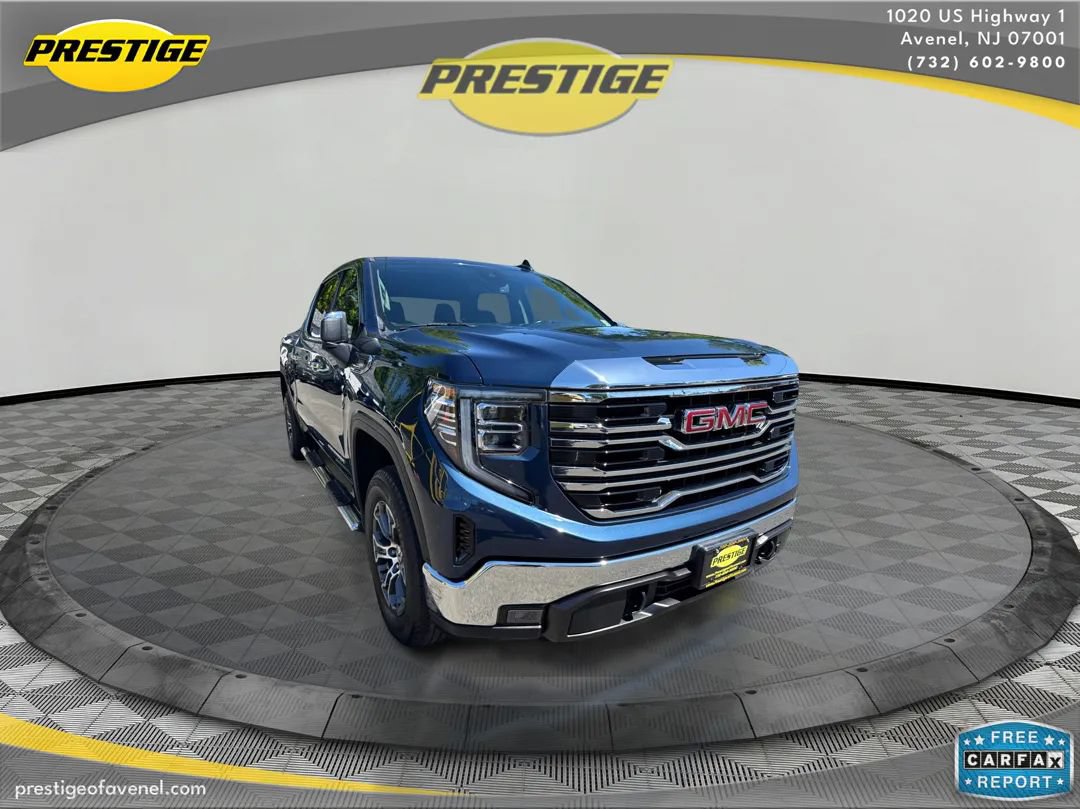 Used 2022 GMC Sierra 1500 SLT w/ Max Trailering Package AWD/4WD image 3
