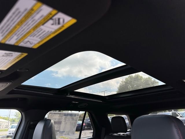 New 2025 Ford Explorer ST-Line w/ Premium Package image 13