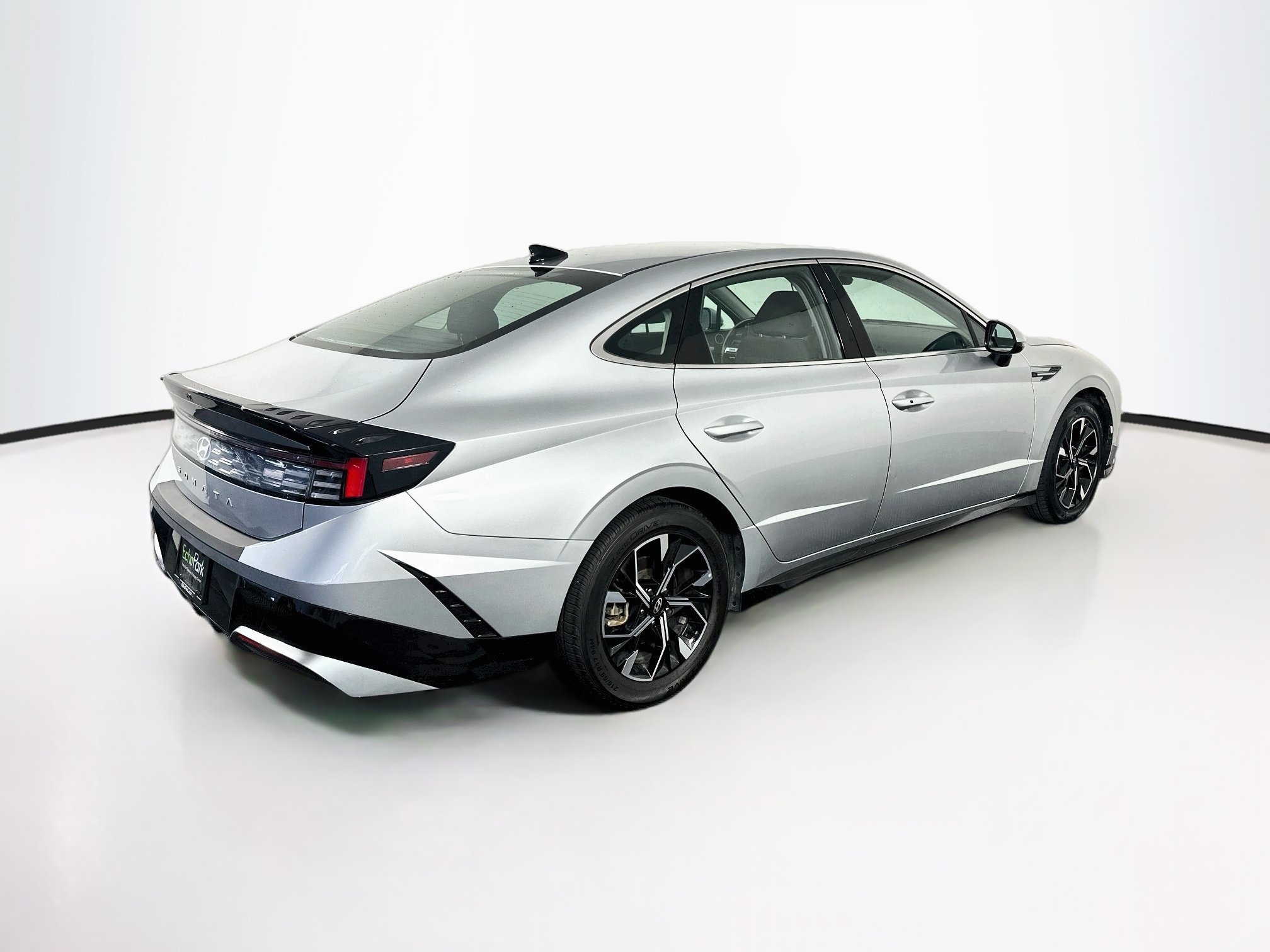 Used 2025 Hyundai Sonata SEL FWD image 9