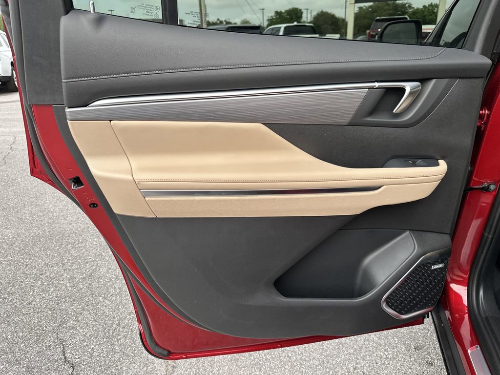 New 2026 Buick Enclave Preferred w/ Power Package FWD image 28