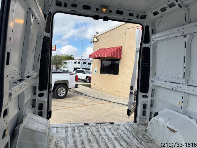 Used 2020 RAM ProMaster 2500 w/ Premium Appearance Group image 26