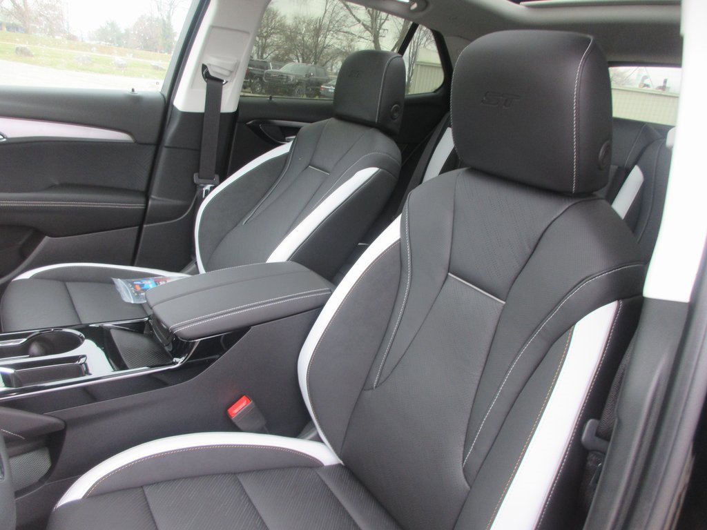 New 2026 Buick Envision Sport Touring image 13