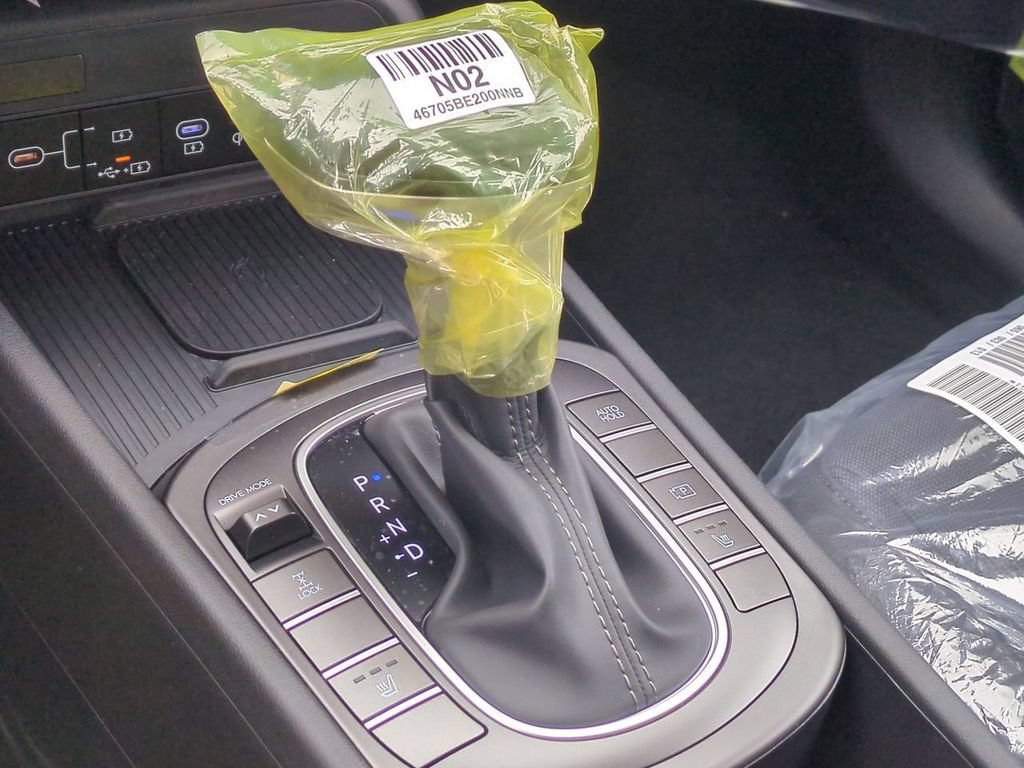 New 2026 Hyundai Kona SEL Sport AWD/4WD image 17
