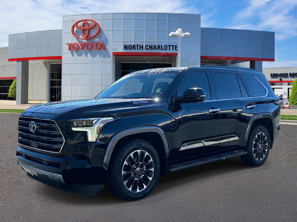 Used 2023 Toyota Sequoia Limited w/ Tow Technology Package AWD/4WD image 5