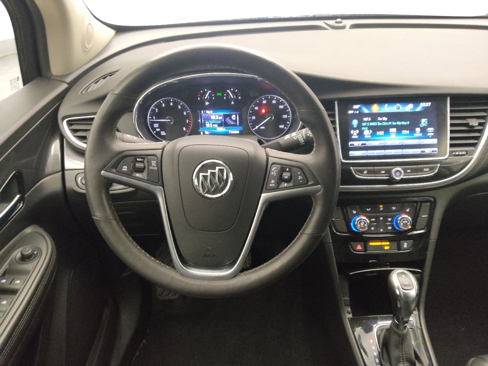 Used 2019 Buick Encore Essence FWD image 22