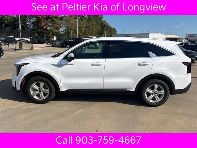 Used 2024 Kia Sorento LX FWD image 3