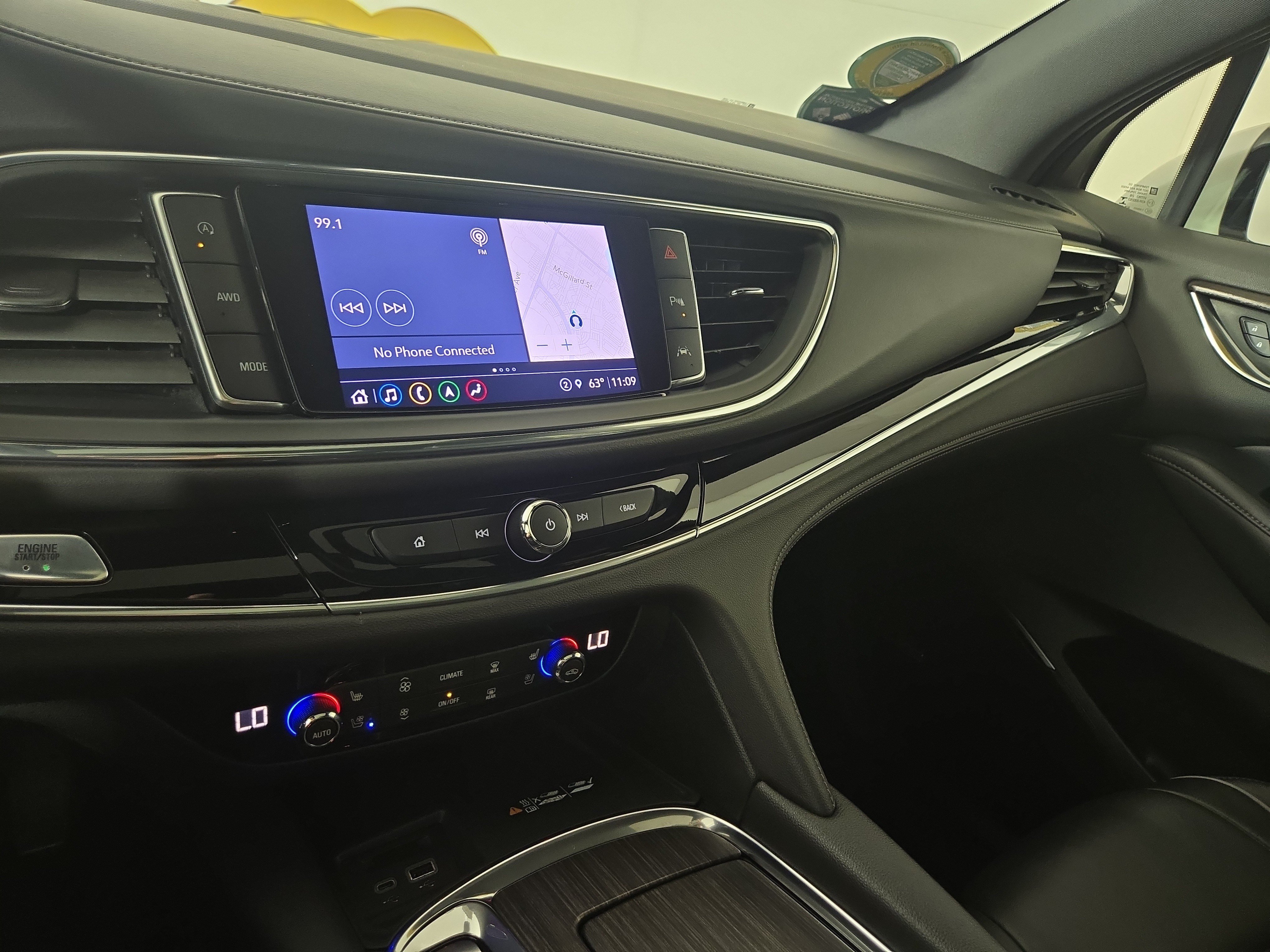 Certified 2022 Buick Enclave Avenir w/ Trailering Package, 5000 lbs. AWD/4WD image 24