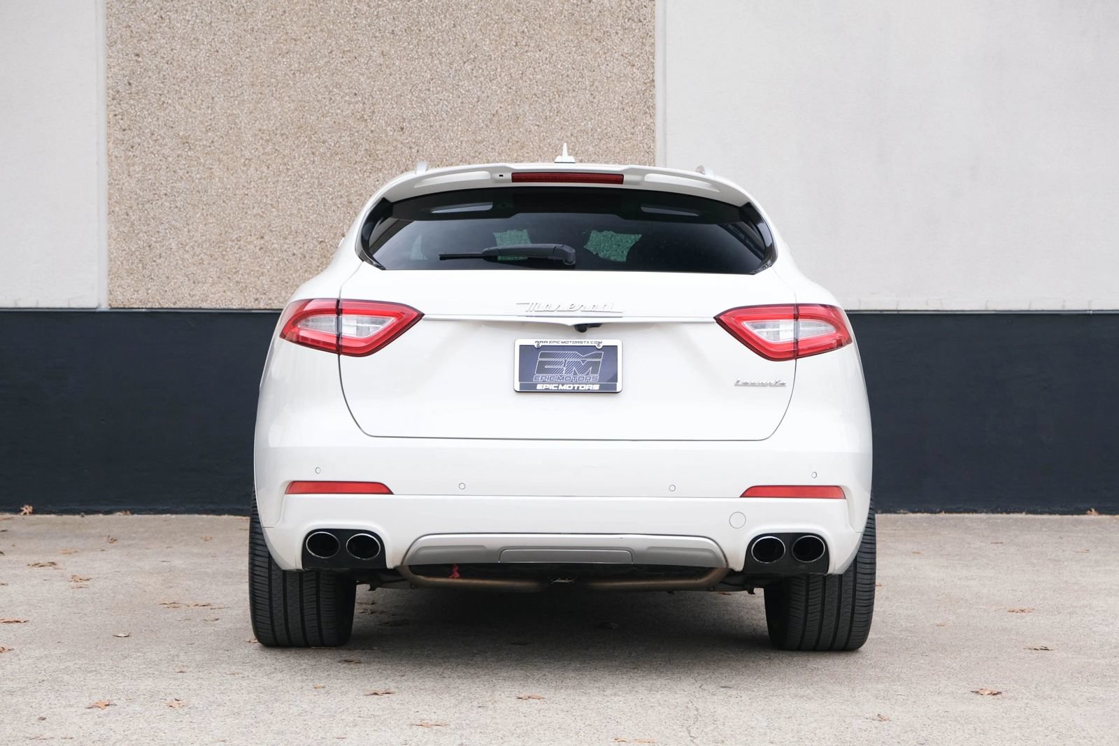 Used 2017 Maserati Levante S AWD/4WD image 16