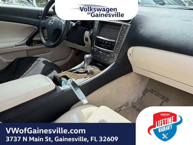 Used 2010 Lexus IS 250C RWD image 10