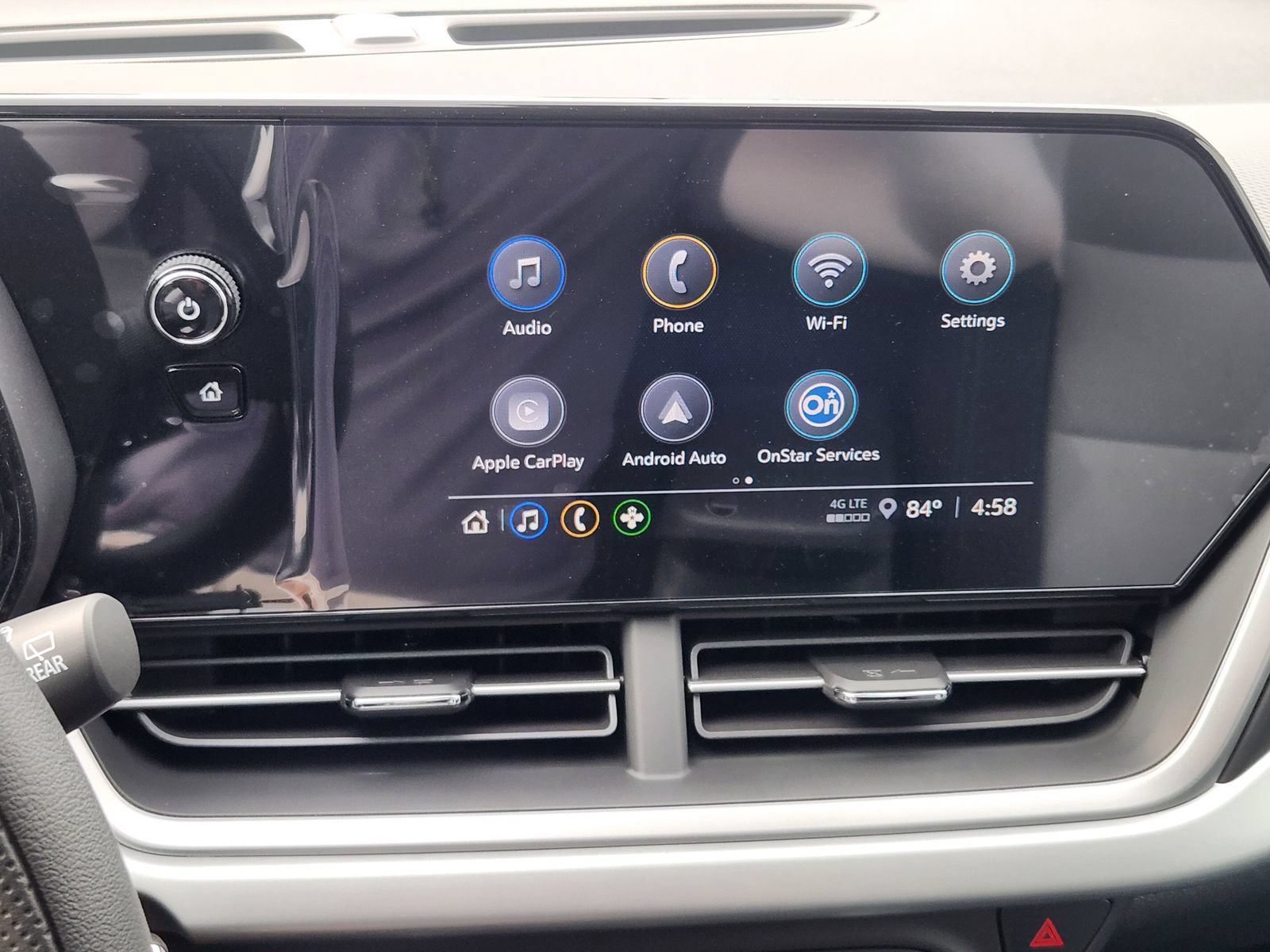 New 2026 Chevrolet Trax LS w/ LS Convenience Package FWD image 16