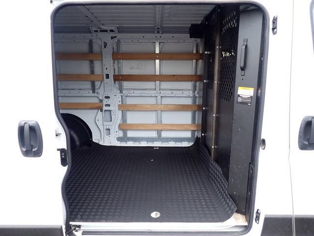 Used 2023 RAM ProMaster 2500 FWD image 10