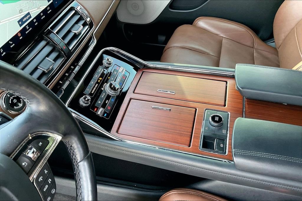 Used 2023 Lincoln Navigator Reserve image 16