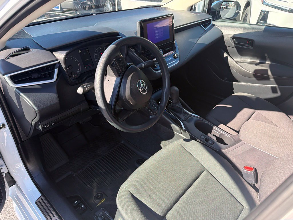Certified 2025 Toyota Corolla LE FWD image 17