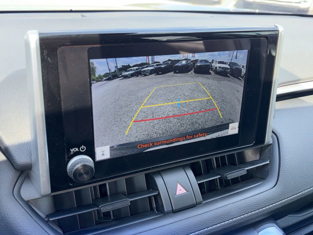 Used 2024 Toyota RAV4 XLE w/ Convenience Package FWD image 18