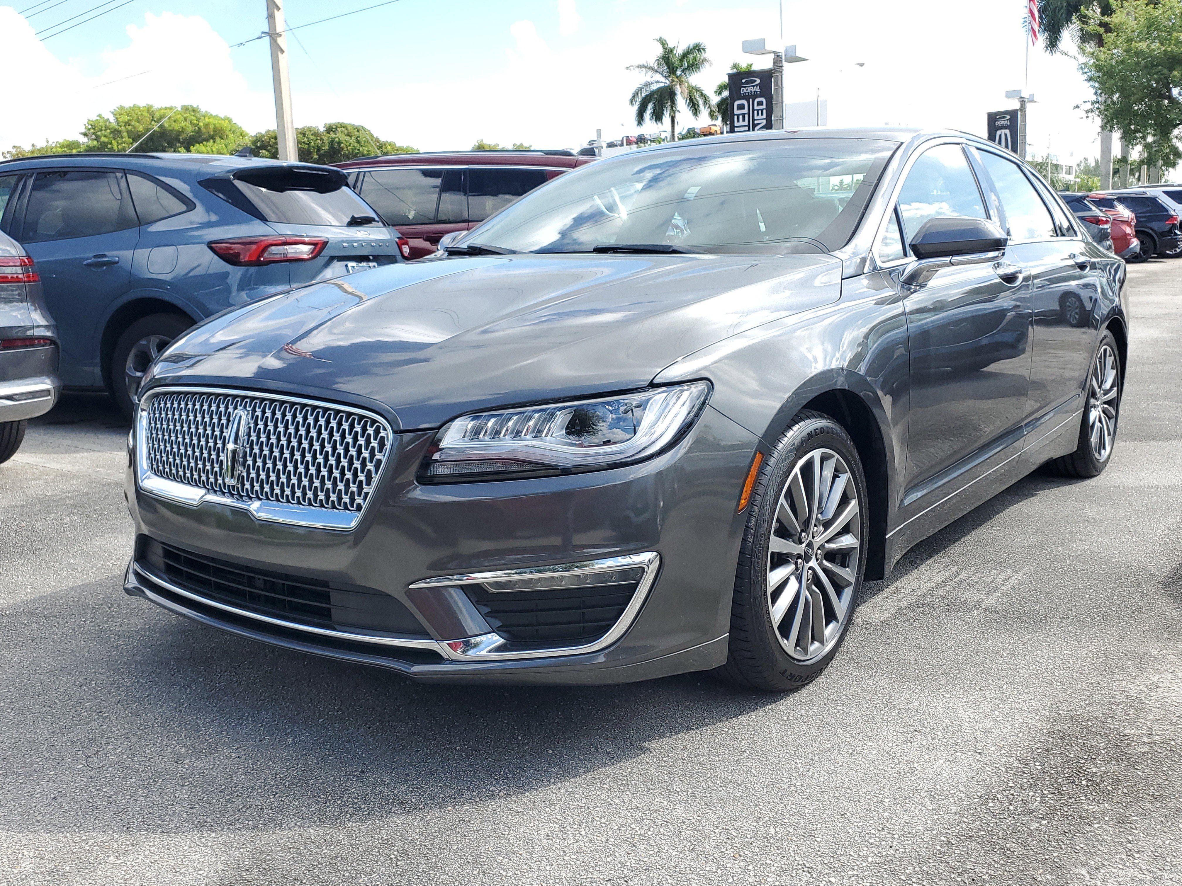 Used 2019 Lincoln MKZ Reserve image 3