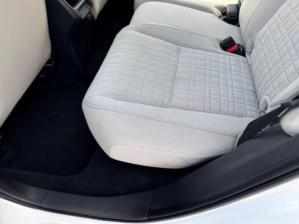Certified 2025 Honda HR-V LX image 17