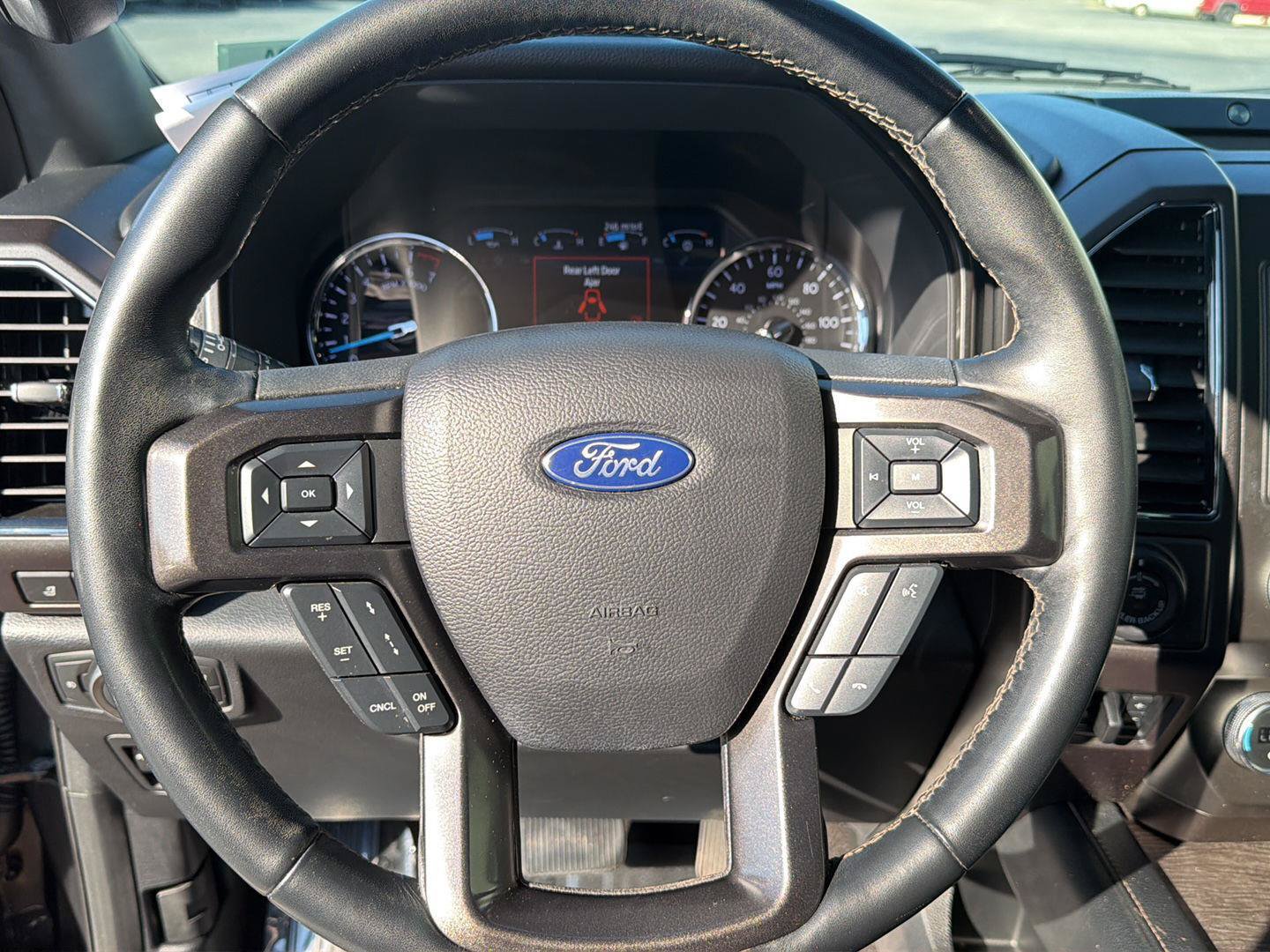 Used 2021 Ford Expedition Limited RWD image 22