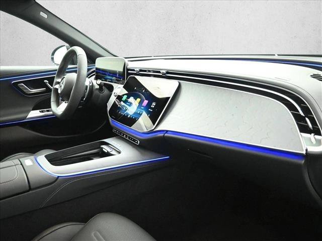 New 2026 Mercedes-Benz E 53 AMG e 4MATIC Sedan image 27