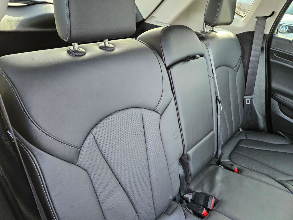 Used 2019 Buick Envision Essence image 15