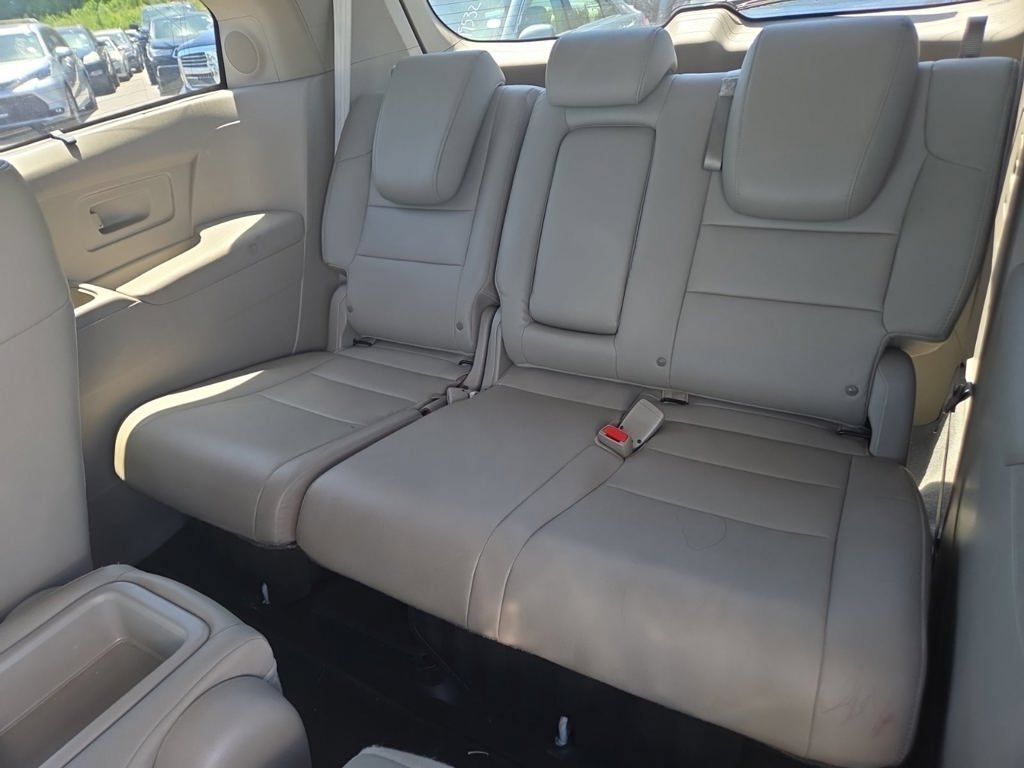Used 2015 Honda Odyssey Touring Elite image 10