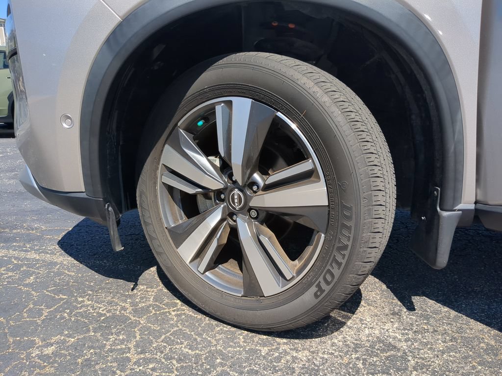 Used 2023 Nissan Rogue Platinum w/ Platinum Premium Package FWD image 35