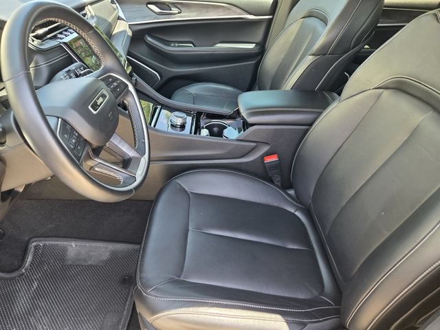 Certified 2021 Jeep Grand Cherokee L Limited RWD image 16