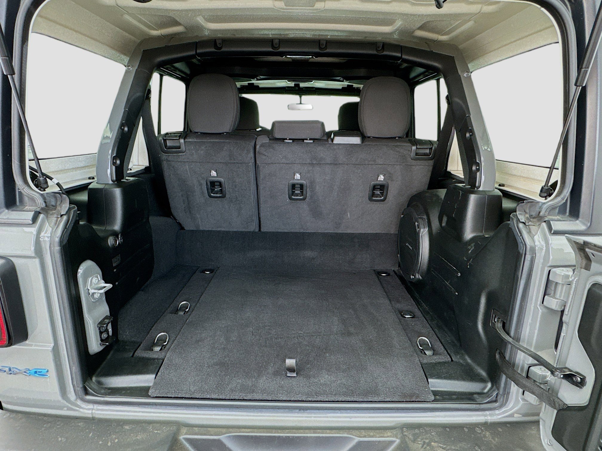 Used 2023 Jeep Wrangler Willys 4xe image 17