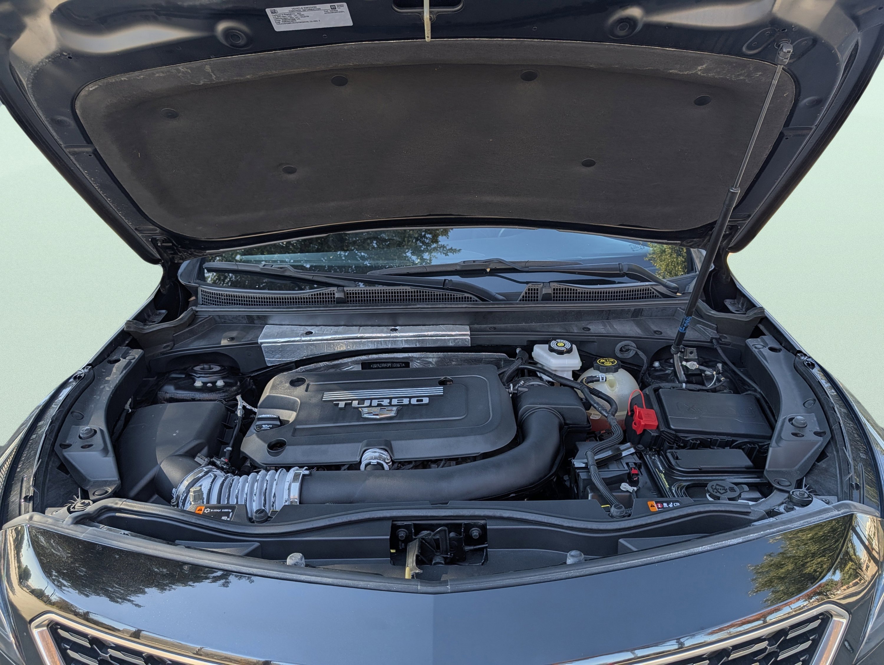 Used 2023 Cadillac XT4 Luxury w/ Cold Weather Package image 54