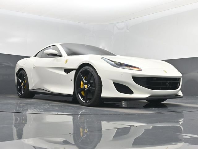 Used 2020 Ferrari Portofino RWD image 32