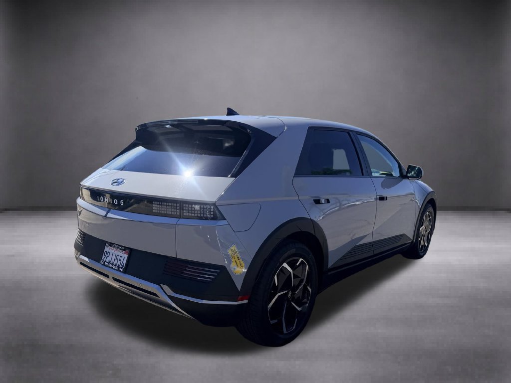Certified 2024 Hyundai Ioniq 5 SE RWD image 8