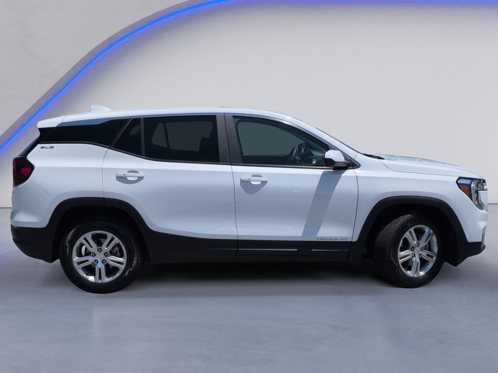 Used 2024 GMC Terrain SLE FWD video 3