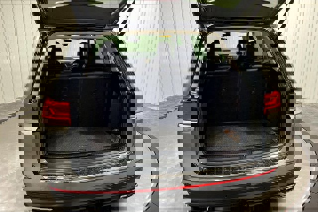 Used 2021 Volkswagen Atlas SEL Premium image 39