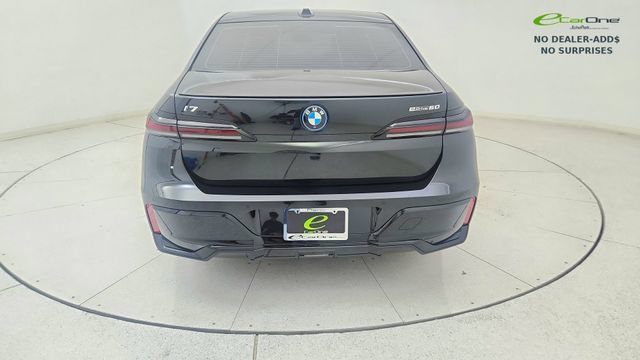 Used 2025 BMW i7 eDrive50 w/ M Sport Package RWD image 5