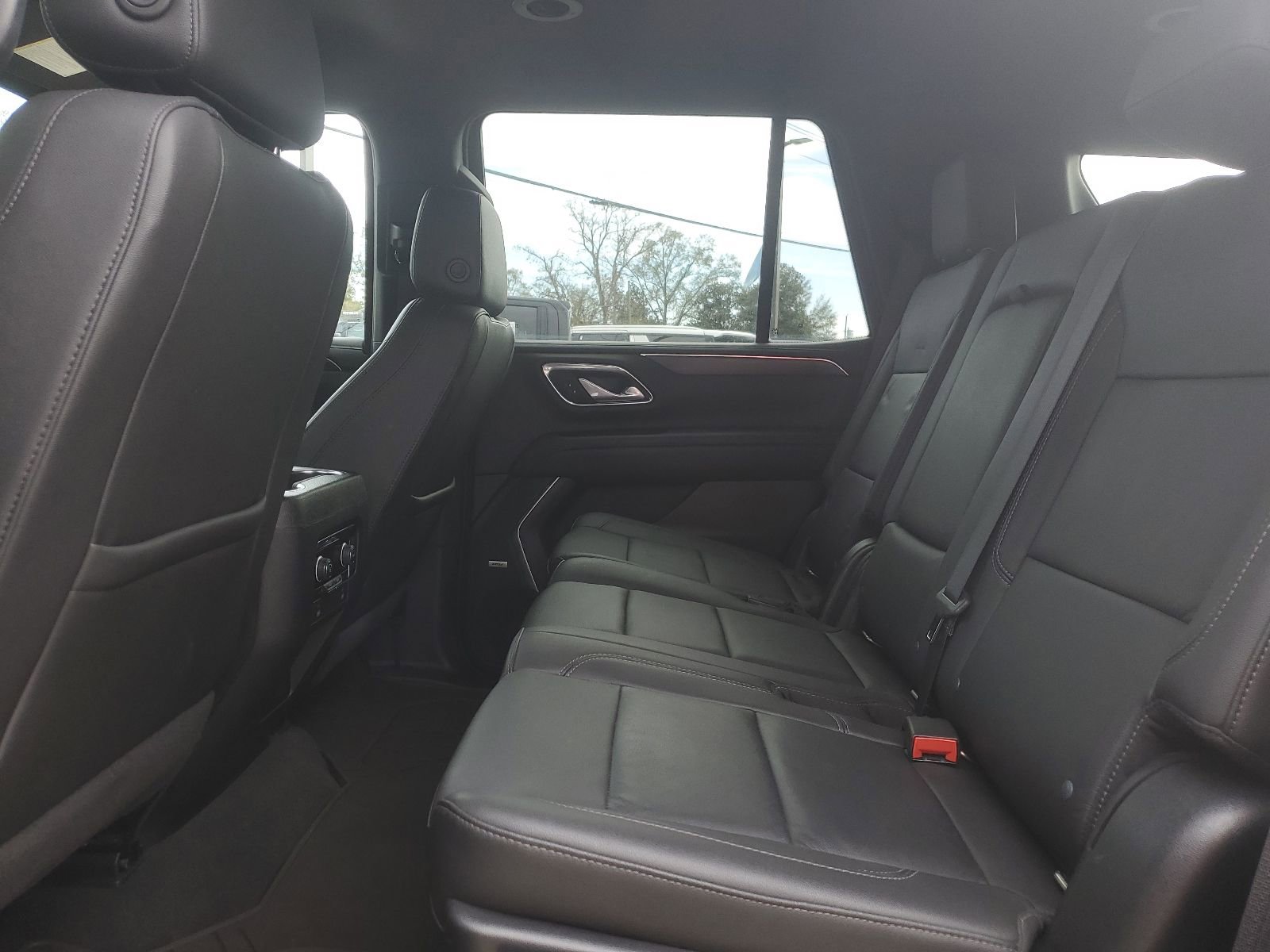 Used 2022 Chevrolet Tahoe LT image 9