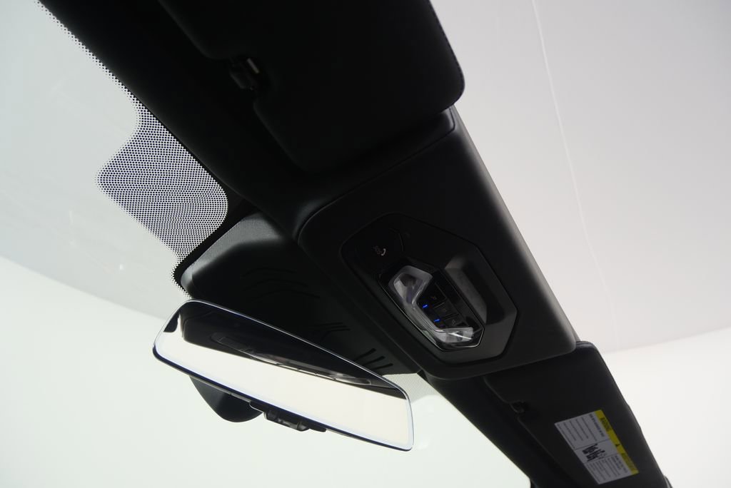 Used 2023 BMW M8 Competition AWD/4WD image 24